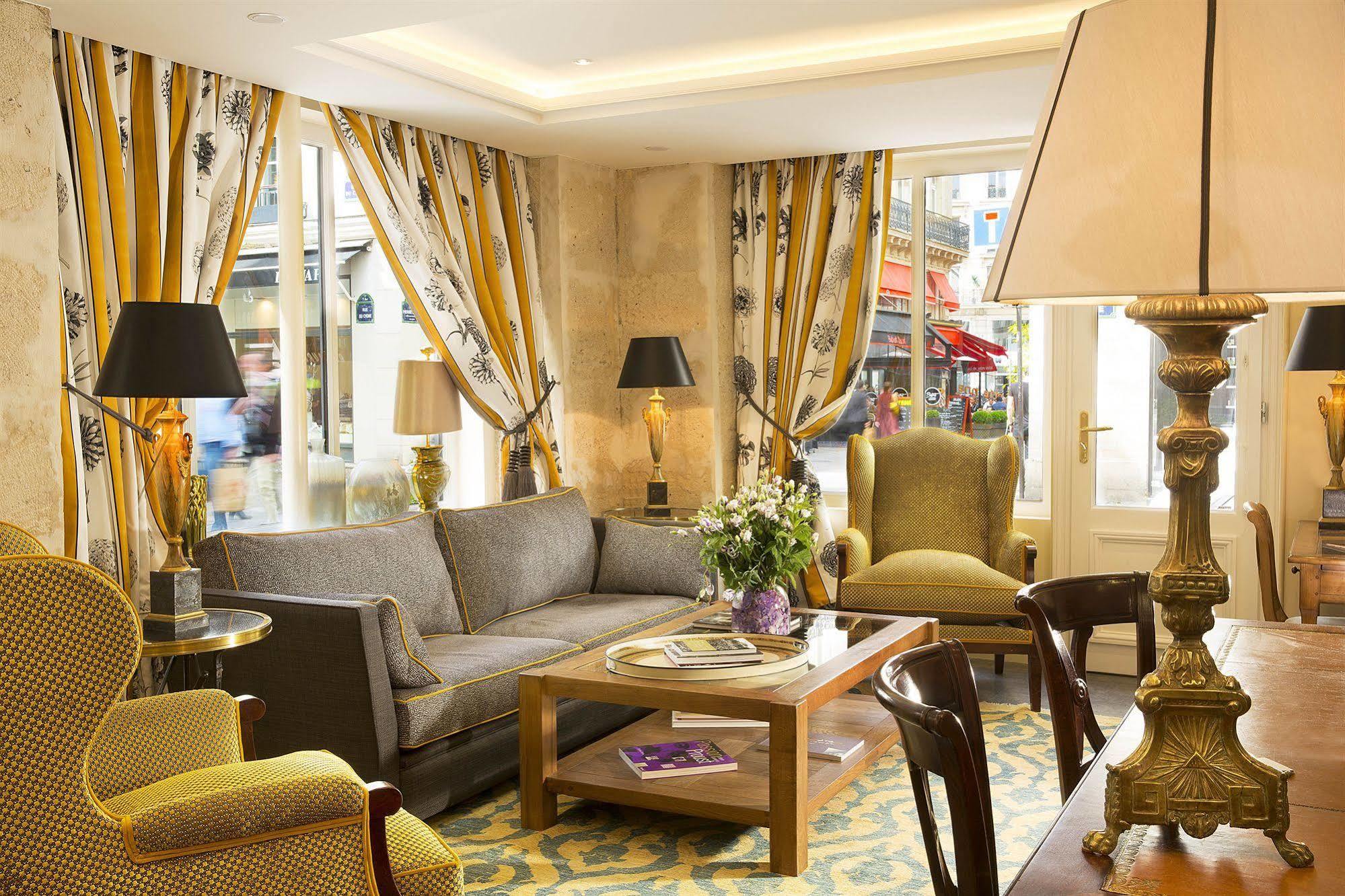 Hotel Le Relais Des Halles Paris Bagian luar foto