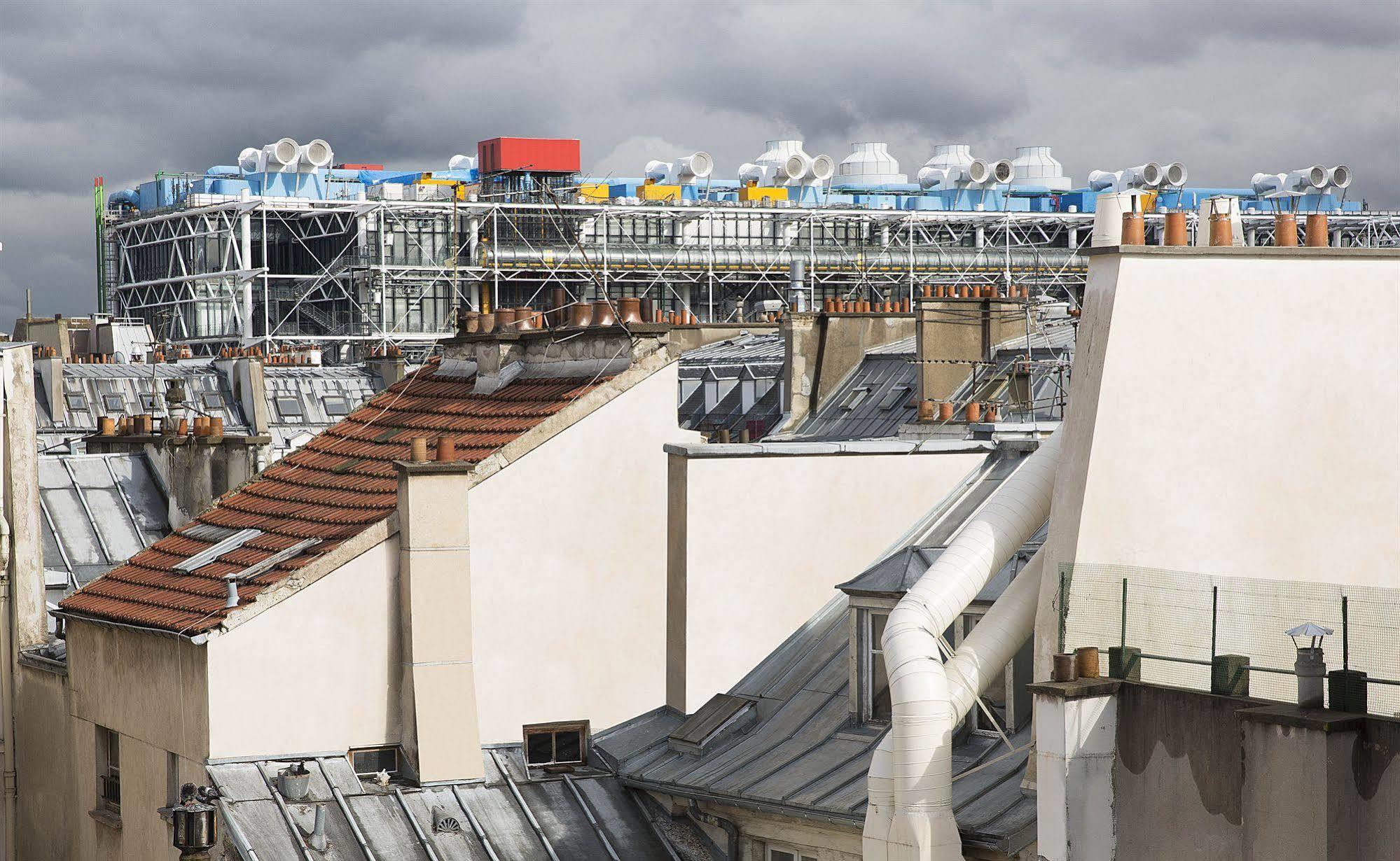 Hotel Le Relais Des Halles Paris Bagian luar foto